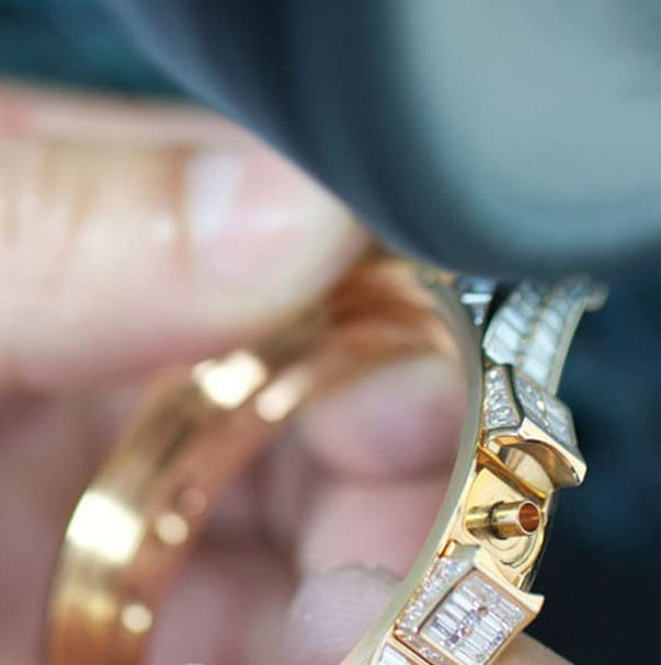 Case, Clasp and Bracelet Maintenance-Omega Official Service Center