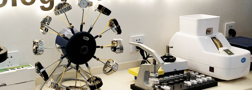 Polishing Workshop‑Omega Authorized Repair Service